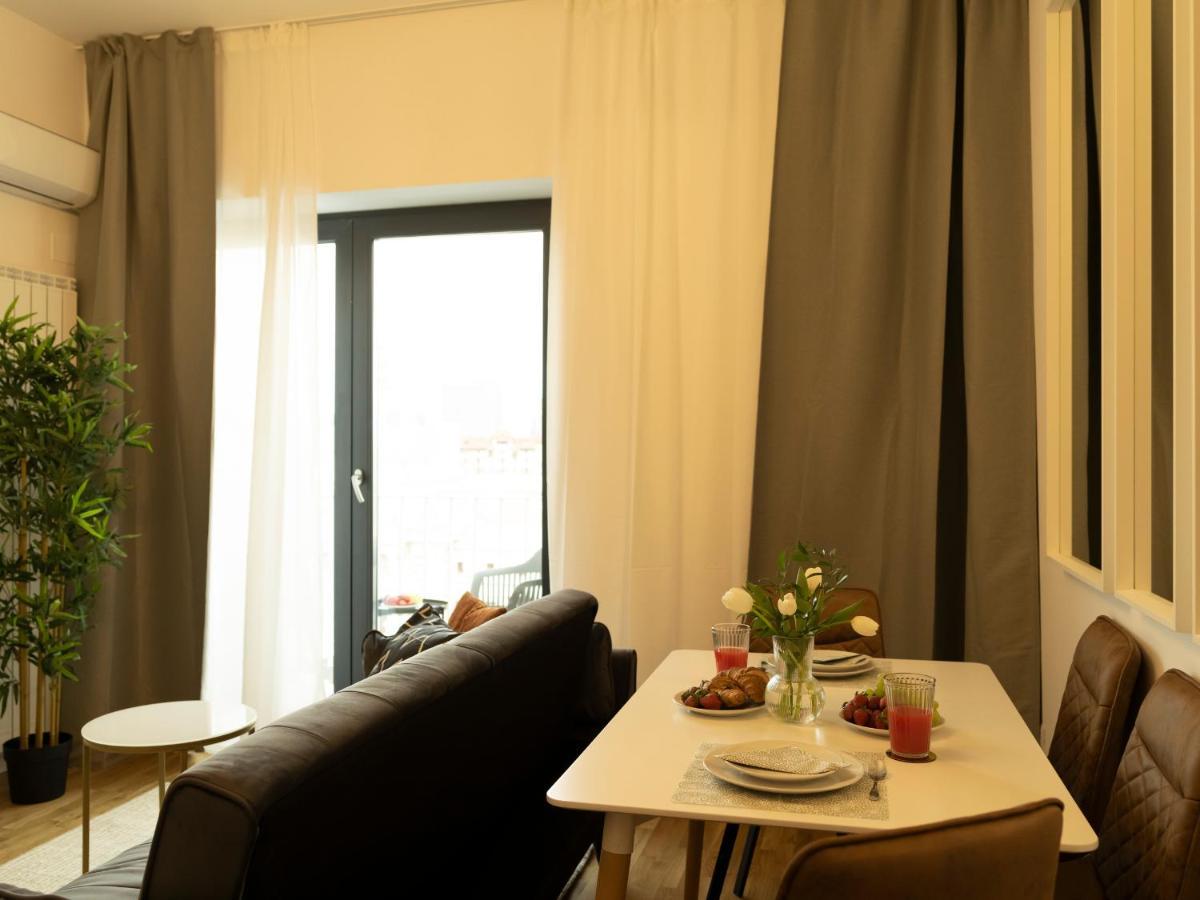 Sunny 2Br Flat - Top Location - Amazing Balcony Bucharest Exterior photo